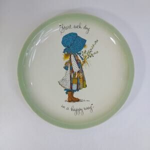 Vintage Collectors Edition Holly Hobbie Ceramic Plate 10.5"